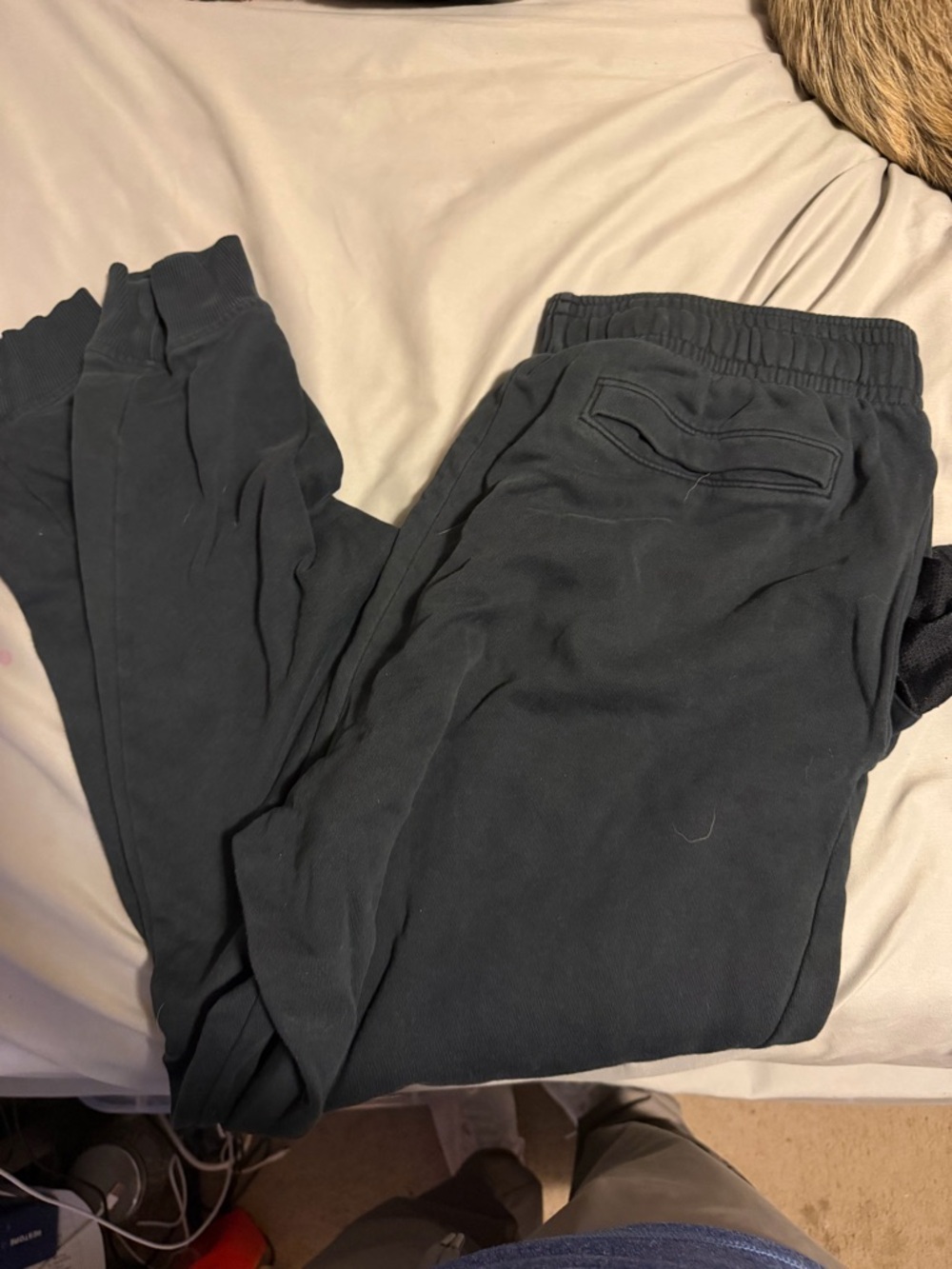 Under Armour Men's Black Slim Fit Jogger Sweatpants